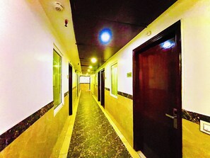 Reception - The Yuvraj By LIVIQ (New Delhi)