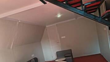 Family Cabin, Garden View | Living area