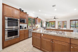 House, Accessible | 3 bedrooms - Relaxing Vacay Pool Spa Fire Pit Family Games (Indio)