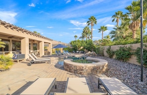 House, Accessible - Relaxing Vacay Pool Spa Fire Pit Family Games (Indio)