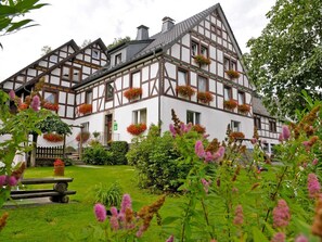 Exterior - Stork’s Nest Holiday Apartment (Eslohe (Sauerland))