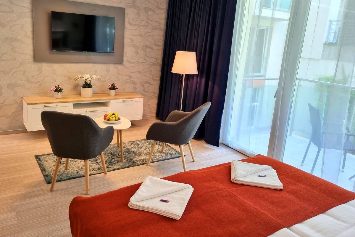 스탠다드 스튜디오 | 객실 내 금고, 책상, 노트북 작업 공간, 암막 커튼