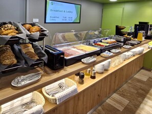 Dining - B40 Green ApartRooms (Budapest)