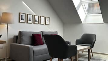 Standard Apartment, 1 Bedroom, Non Smoking, Kitchen | Living area