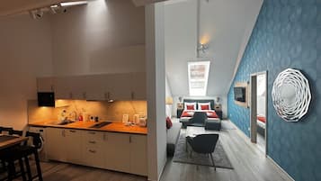 Standard Apartment, 1 Bedroom, Non Smoking, Kitchen | Interior