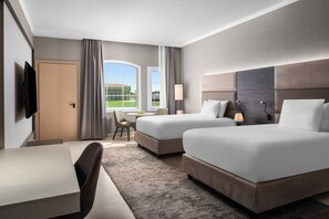 Kamar Deluks | Brankas, meja kerja, kedap suara, dan Wi-Fi gratis