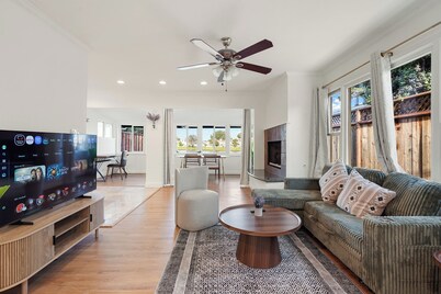 LakeFront Lavender House