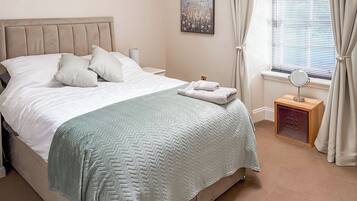 4 bedrooms, WiFi (free)