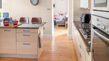 Dishwasher, highchair