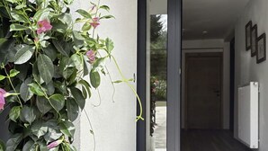 Exterior detail - Cosy apartment for 2 guests with A/C, WIFI, TV and patio (Rosegg)