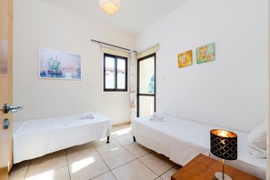 3 bedrooms, iron/ironing board, free WiFi, bed sheets - Sunnyside Villa *Private Pool *Great Location (Protaras)