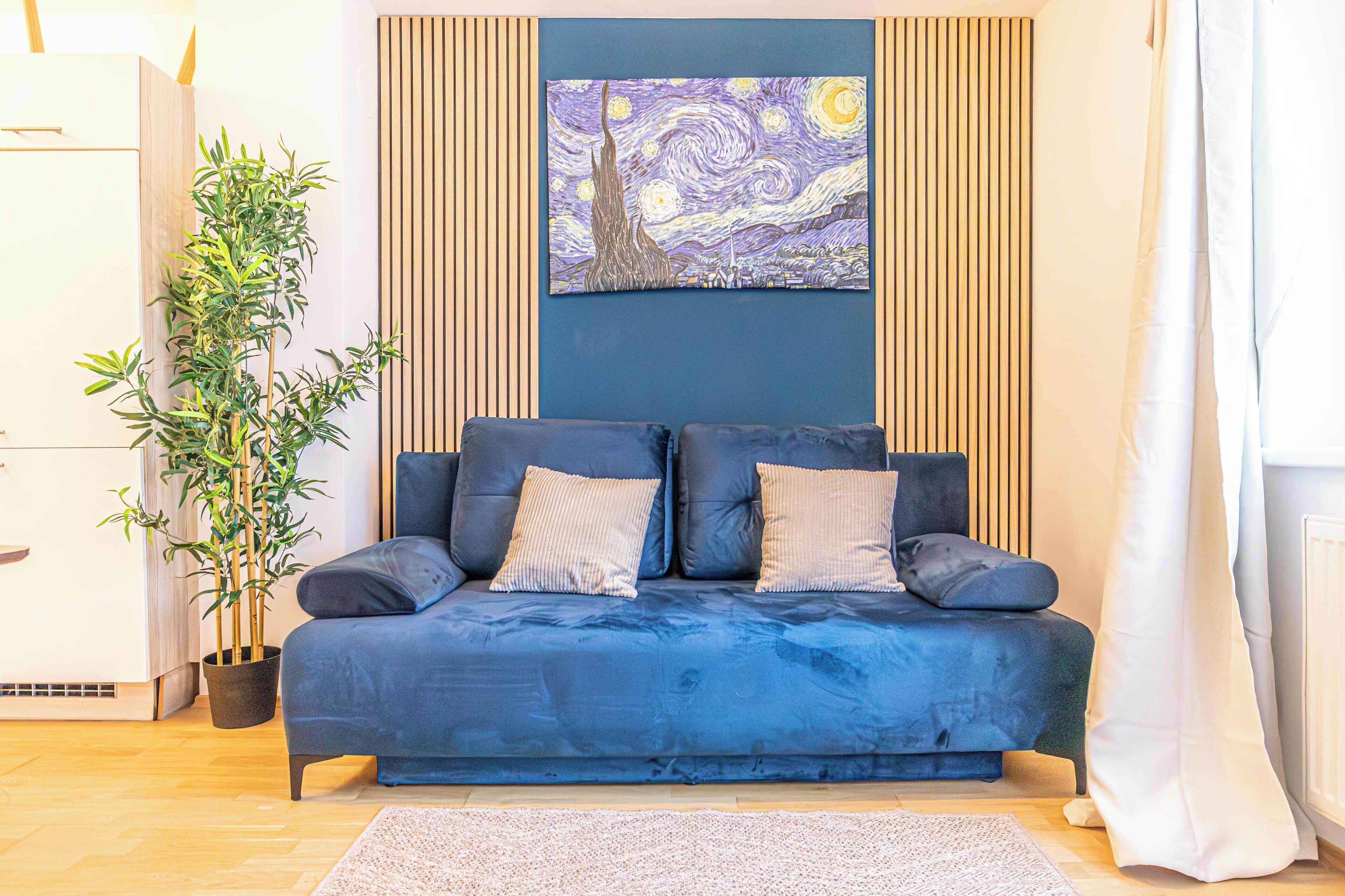 Basic Apartment | Living room