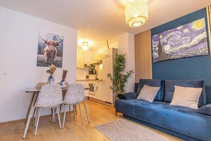 Basic Apartment | Exterior - 9 Min Metro City Center 1BR 1LR Balcony (Vienna)