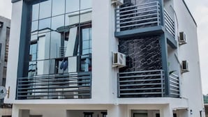 Exterior - LELUX HOTELS (Umuahia)