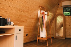 ห้องโรแมนติกสวีท, วิวภูเขา | ห้องพักตกแต่งอย่างมีเอกลักษณ์, ตกแต่งพิเศษโดยเฉพาะ, Wi-Fi ฟรี