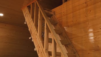 Individually decorated, individually furnished, free WiFi