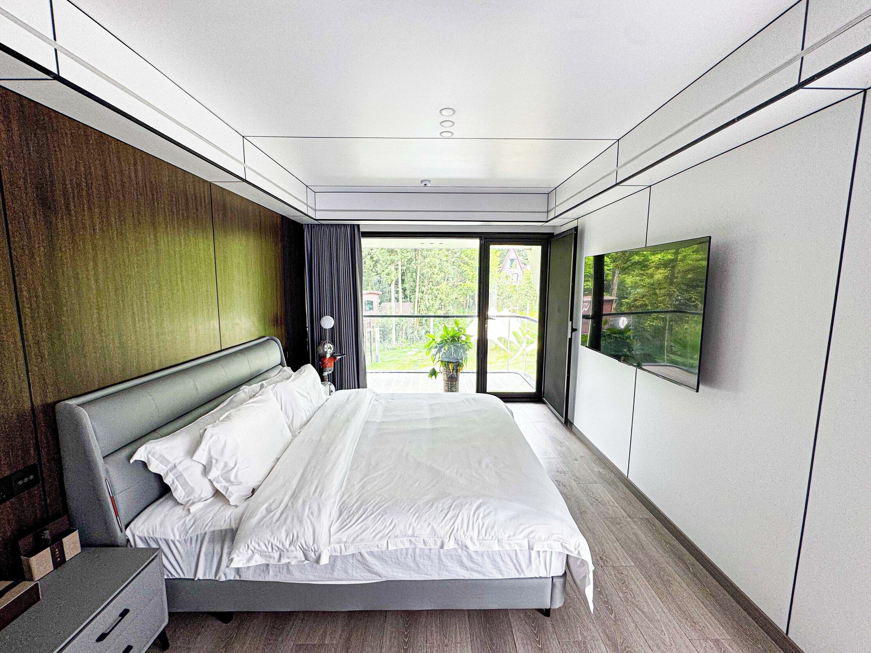 Luxury Double Room, Patio, Hill View | View from room