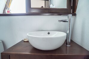 Bathroom - Huntanya (Vlăhița)