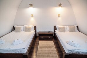 Soundproofing, free WiFi, wheelchair access - Huntanya (Vlăhița)