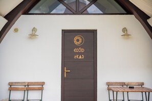 Exterior - Huntanya (Vlăhița)