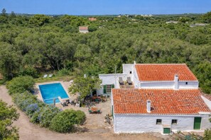 Exterior - Authentic Menorcan country house, close to the capital and beaches, in total calm. (Llucmaçanes)