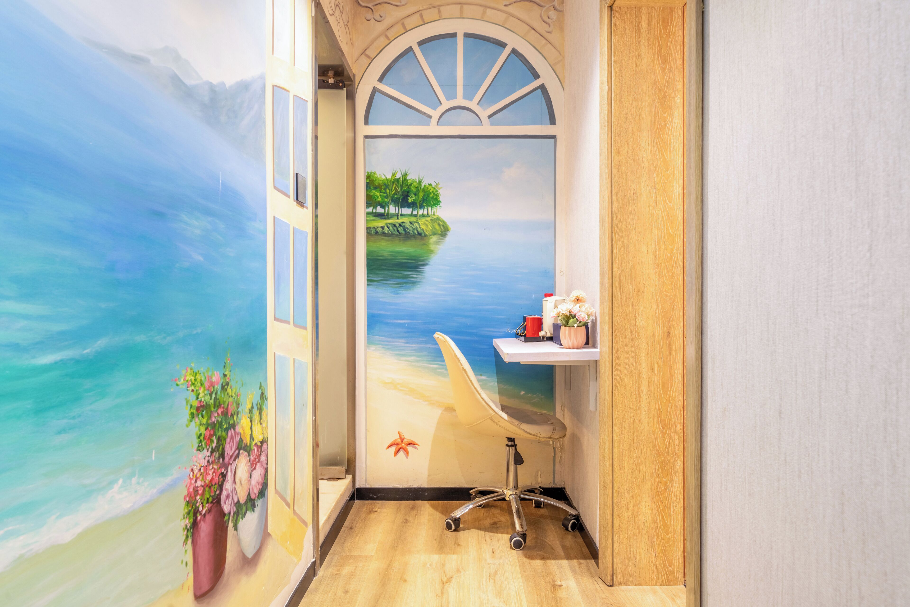 Basic Single Room | Meja, ruang kerja komputer riba, langsir/tirai gelap terus, kalis bunyi 