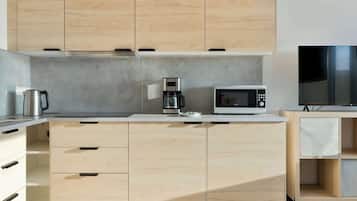 Refrigerador, microondas, parrilla de estufa y lavavajillas