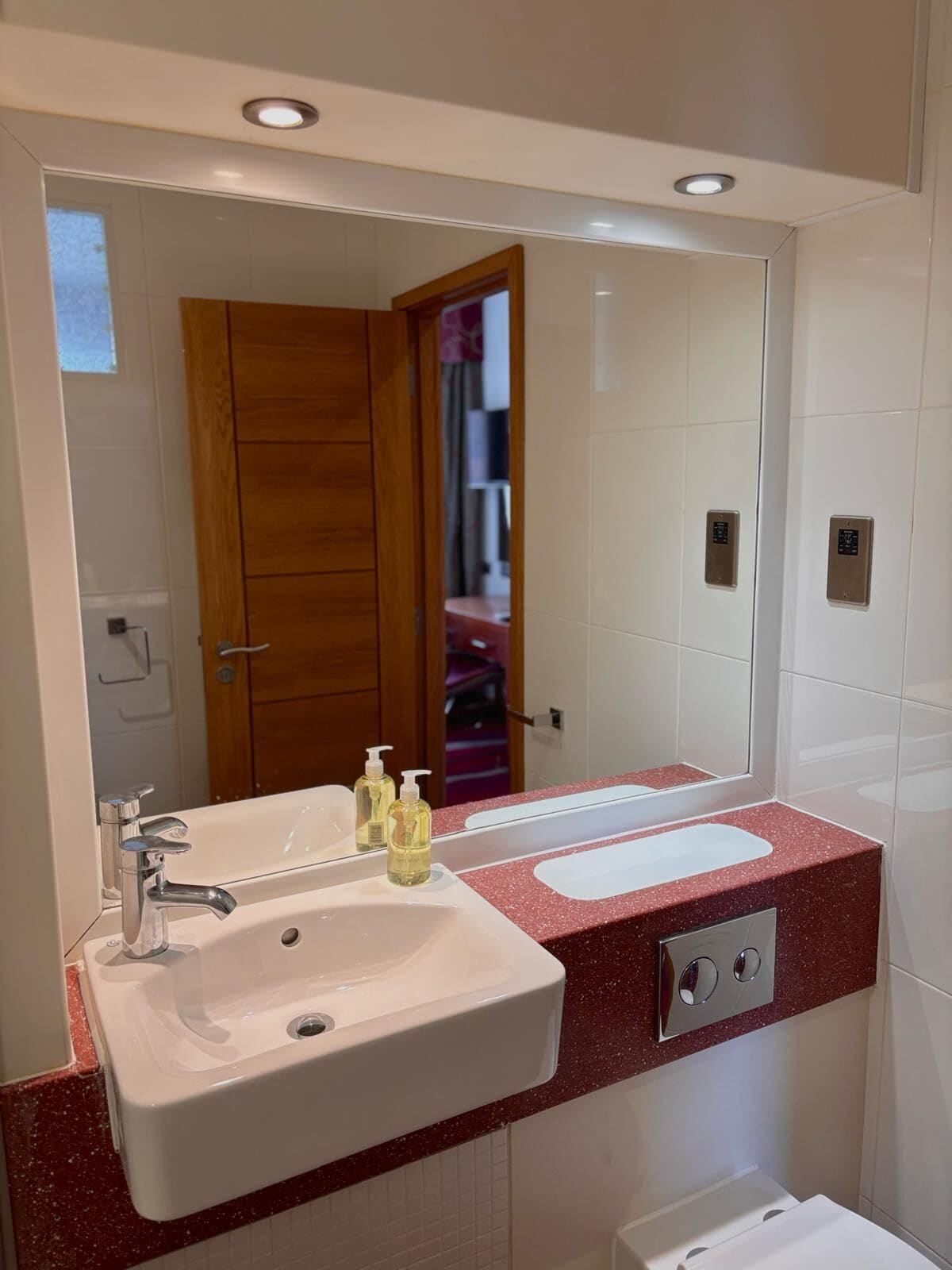 Double or Twin Room, City View | Bathroom | Free toiletries, hair dryer, towels, soap