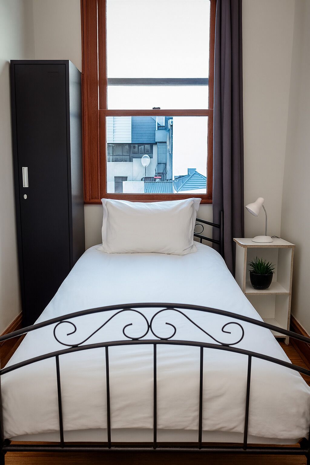 Single Room, City View | Free wired Internet