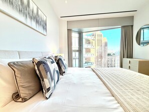 Luxury Apartment, Balcony, City View | Blackout drapes, soundproofing, iron/ironing board, free WiFi