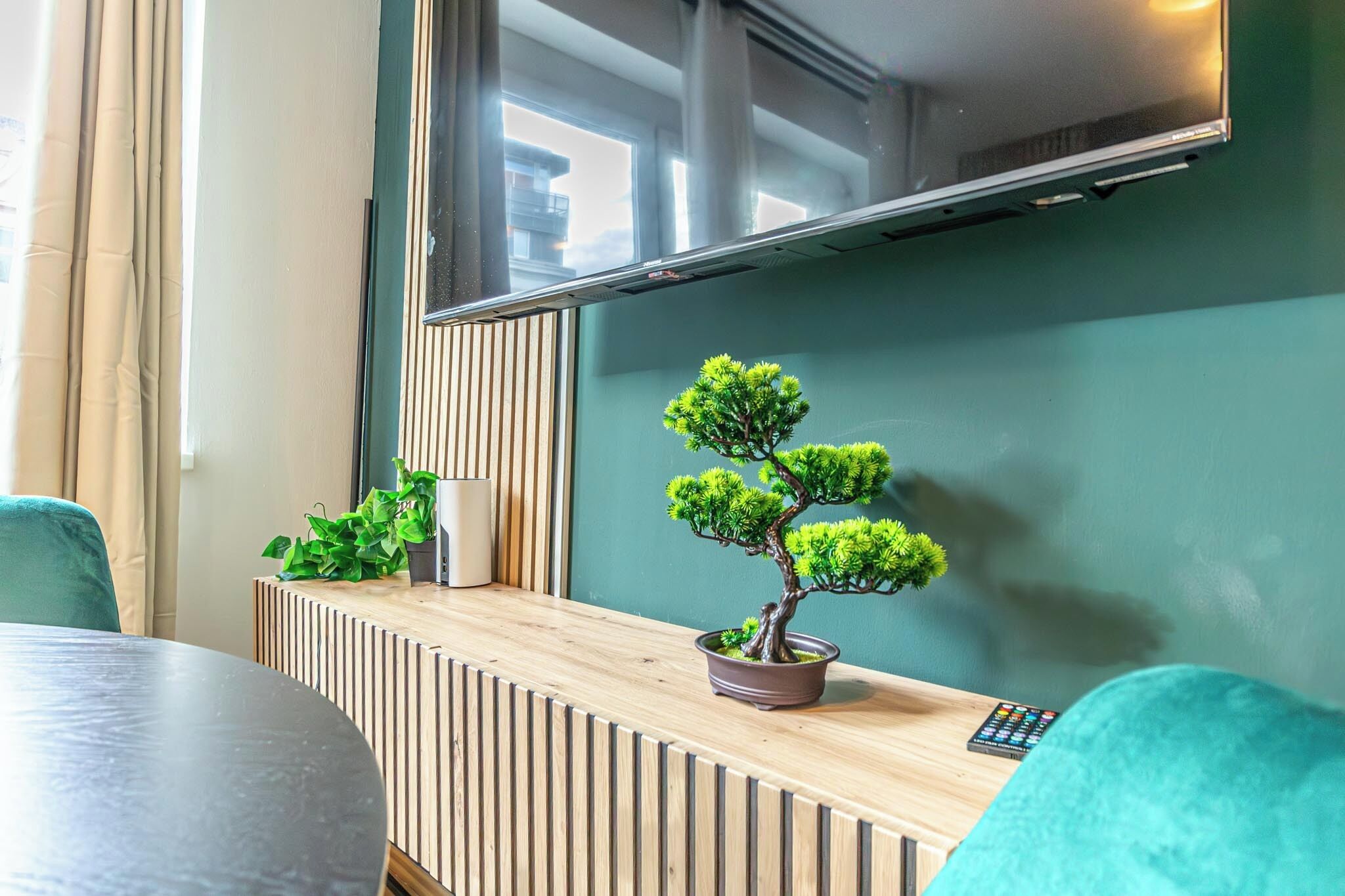 Basic Apartment | Living room