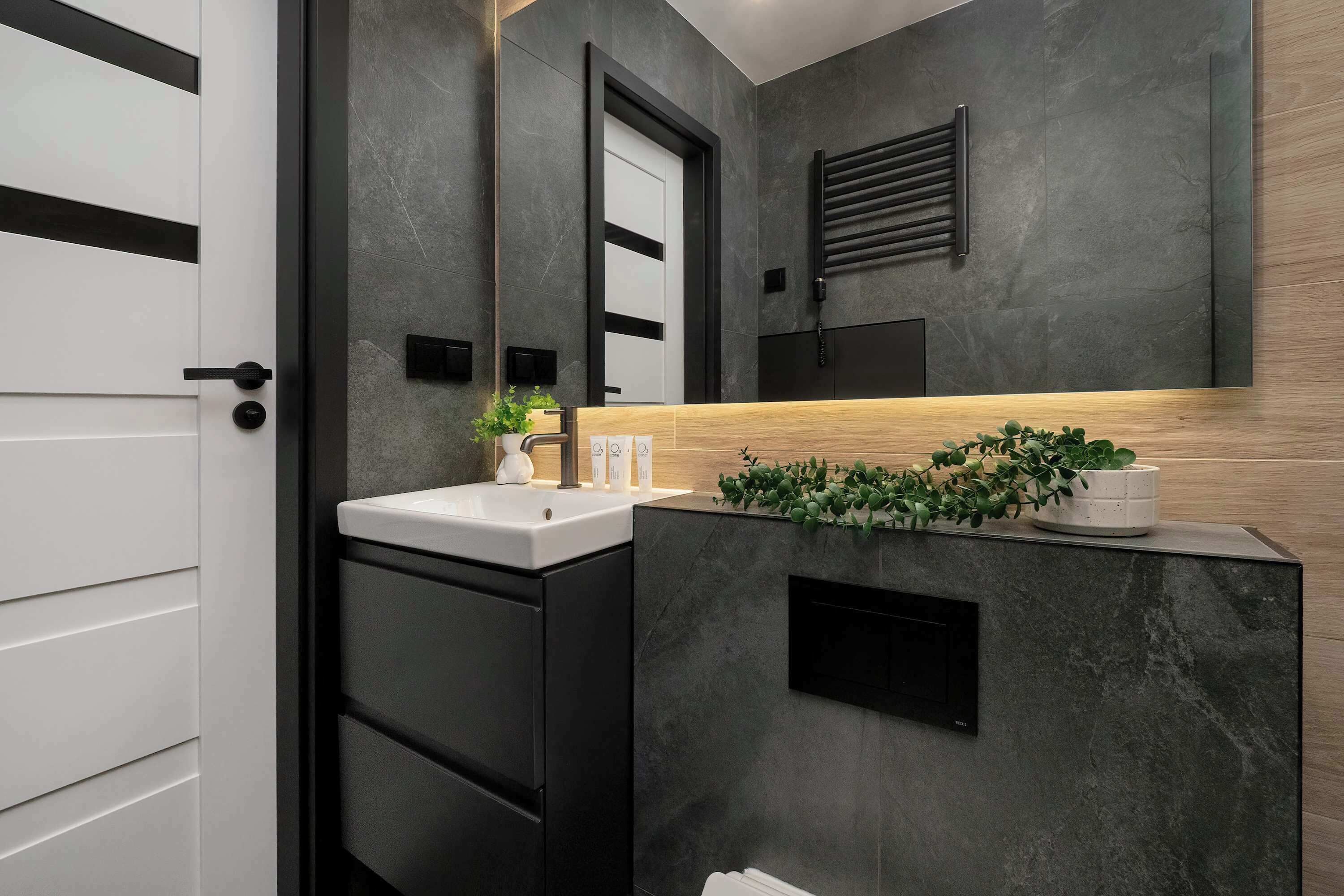 Dutxa, assecador de cabells i tovalloles 