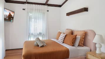 3 bedrooms, WiFi, bed sheets