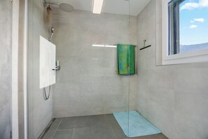 Kostenlose Toilettenartikel, Haartrockner