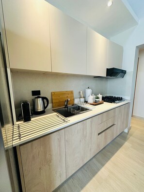 Private kitchen - Garden Breeze Penthouse & Pool View l IBE 402 (Dominicus)