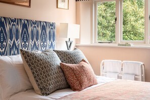 Tabla de planchar con plancha y wifi 