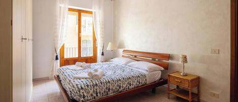 Fer et planche à repasser