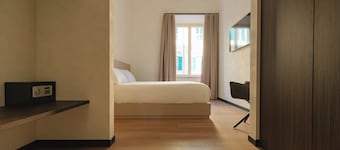 Cavour Suites
