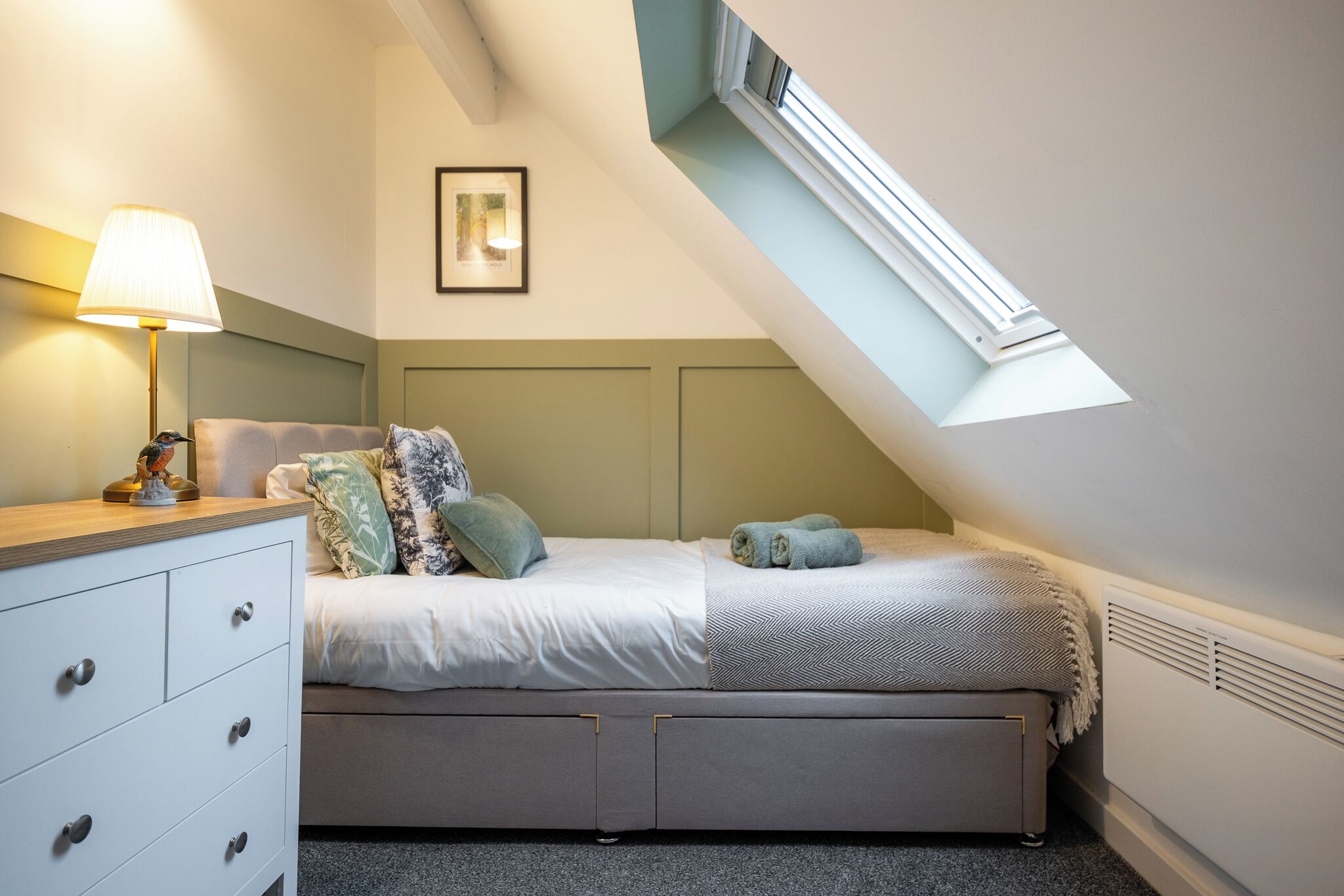 Een strijkplank/strijkijzer, gratis wifi