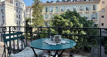 Elegant apartment - 9 minutes from the seafront