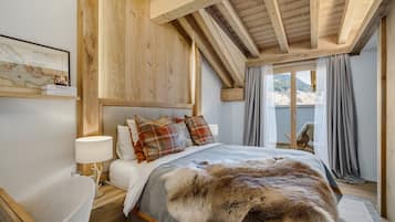 Fer et planche Ă repasser, Wi-Fi, draps fournis