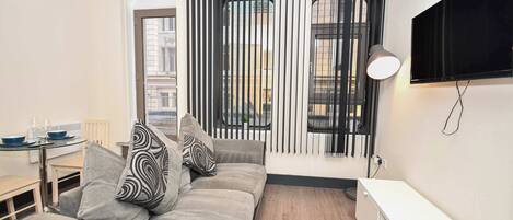 Télévision, espaces bureaux