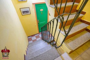 Interior - Romeo & Giulietta Rooms: Double Room in Historic Bosa (Bosa)