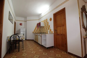 Réfrigérateur, plaque de cuisson