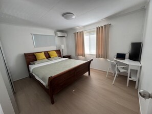 3 chambres, fer et planche à repasser, Wi-Fi, literie fournie