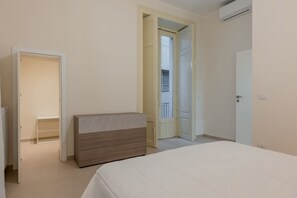 2 camere, ferro/asse da stiro