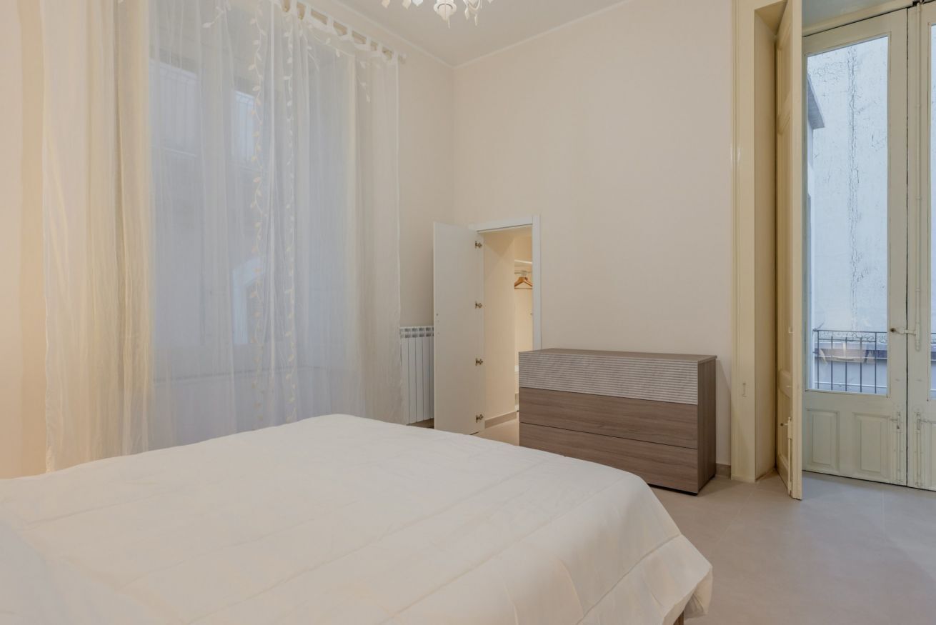 2 bedrooms, iron/ironing board
