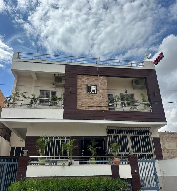 Exterior - Hotel 7 Door (Jodhpur)