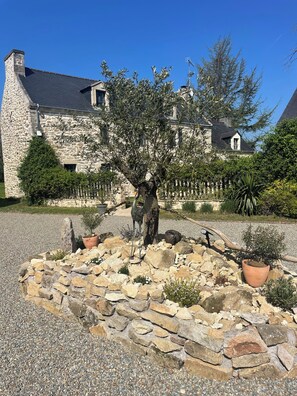 Property grounds - Chambre Raphaël, a jewel in the Bay of Douarnenez, 10 minutes from the beaches (Pouldergat)