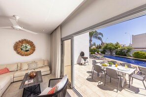 Superior Townhome | Outdoor dining - Pantaros Luxury Villas with pool (Protaras)